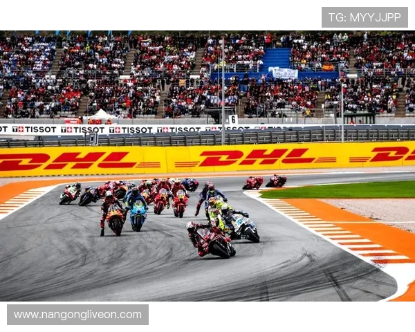 瓦伦西亚大战揭幕新赛季MotoGP精彩对决全纪录